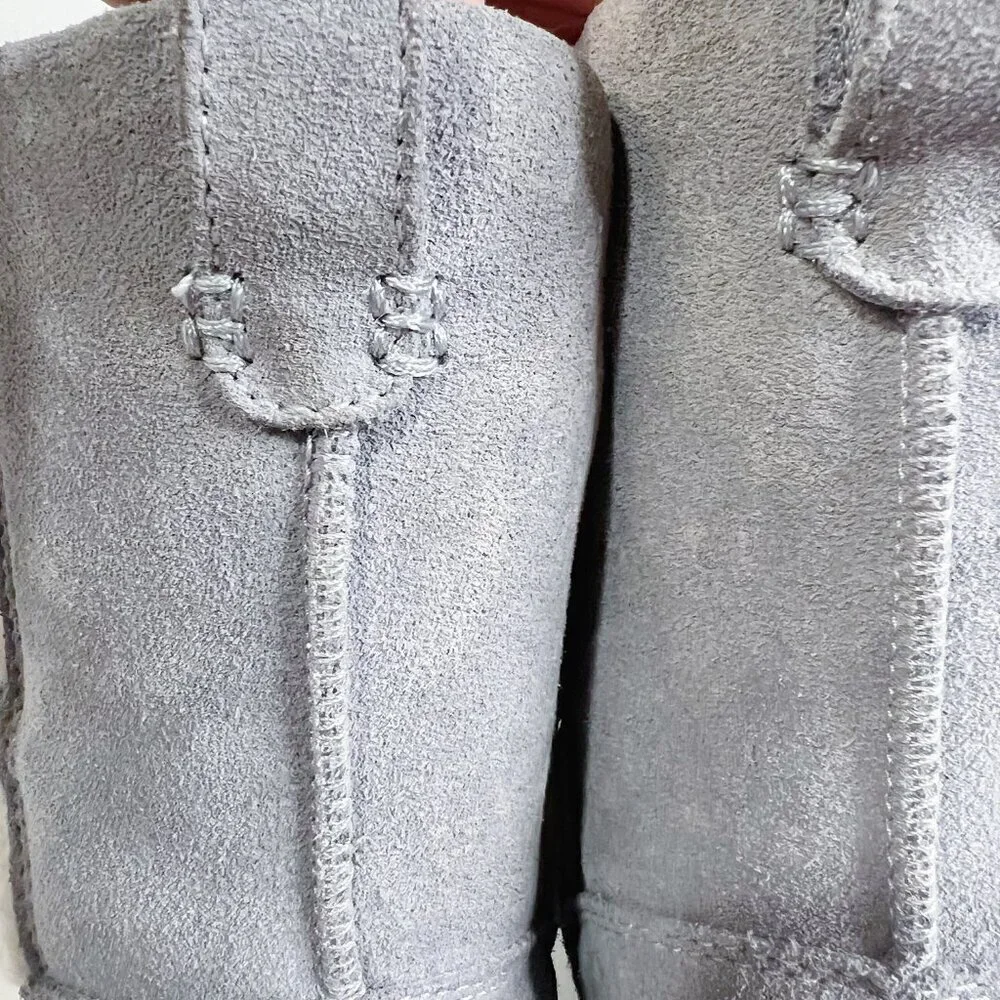 Koolaburra by UGG Michon Short For Women Grey Fuzzy Sheepskin Boots Size 10